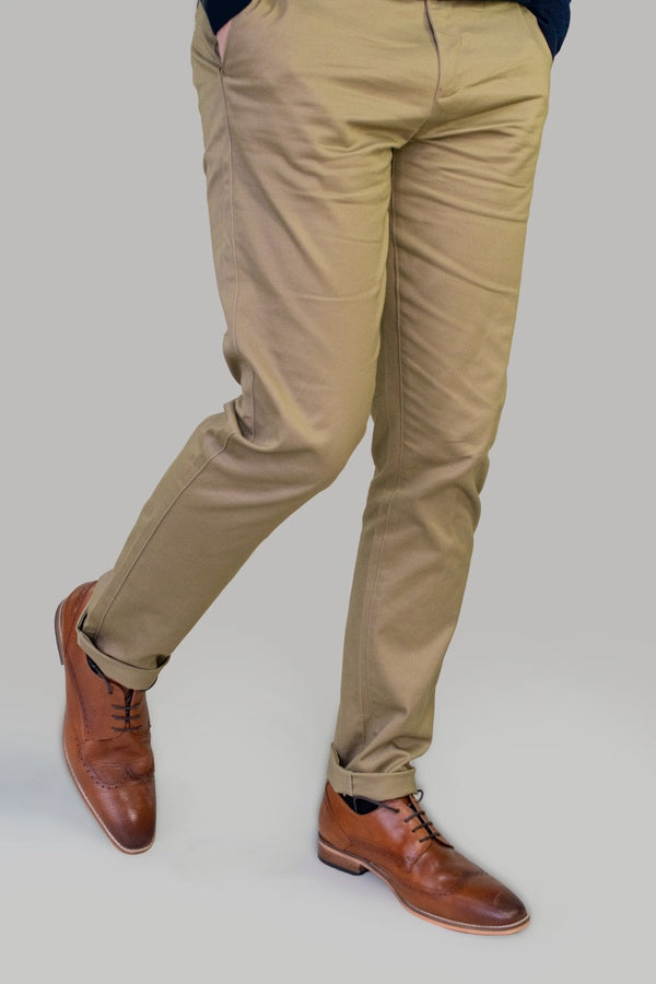 Sleek, stylish, and perfect for that casual smart look. Give yourself comfort and flair in these Dakota chinos. Style with one of our House of Cavani polo shirts for a casual look. Features 97% cotton & 3% Elastane Colours Beige and Navy  Style Dakota Beige.- Chinos