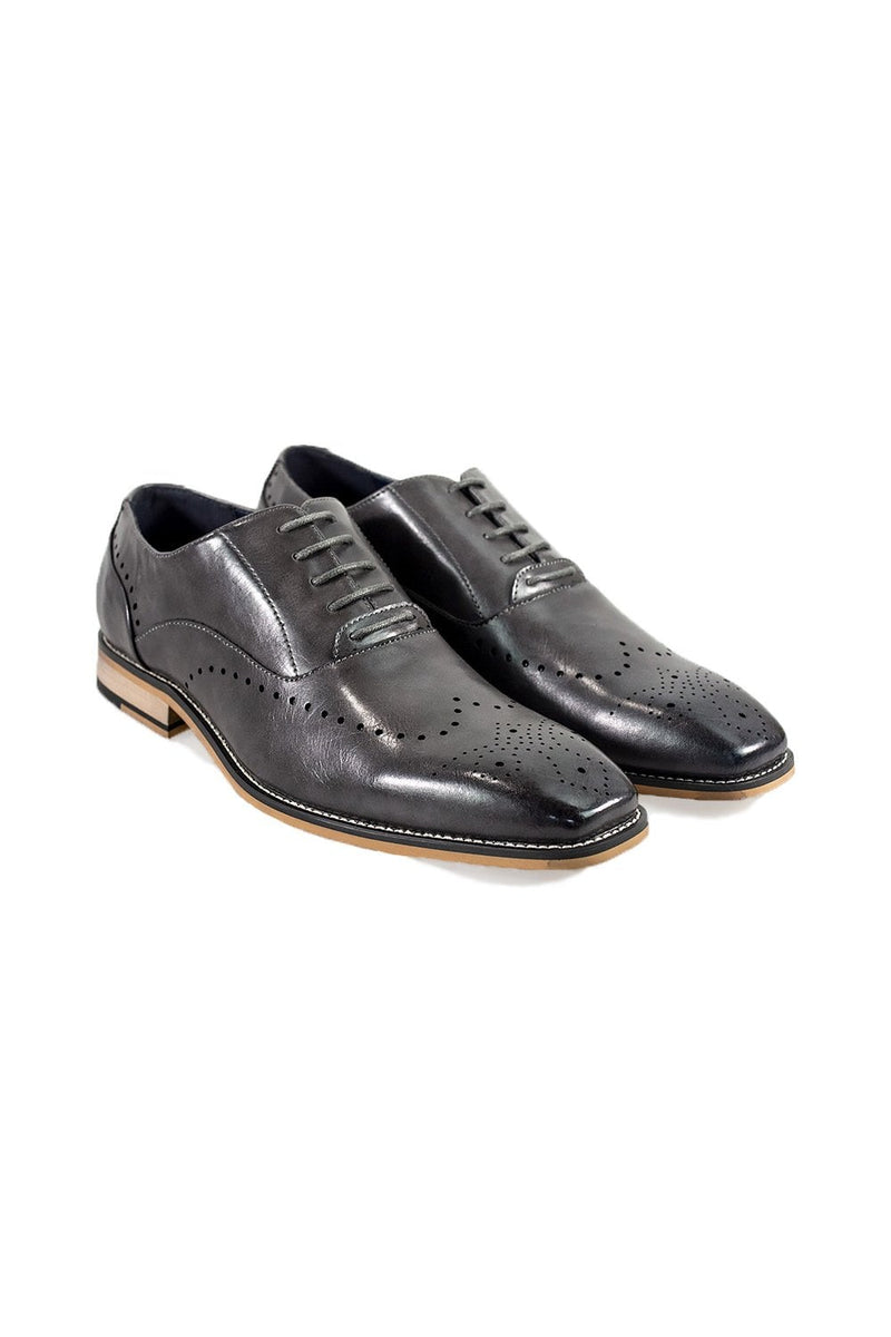 Our stunning new navy Fabian shoes showcase effortless style and sophistication, adding extra style to your simple, everyday work attire. - Formal Shoes