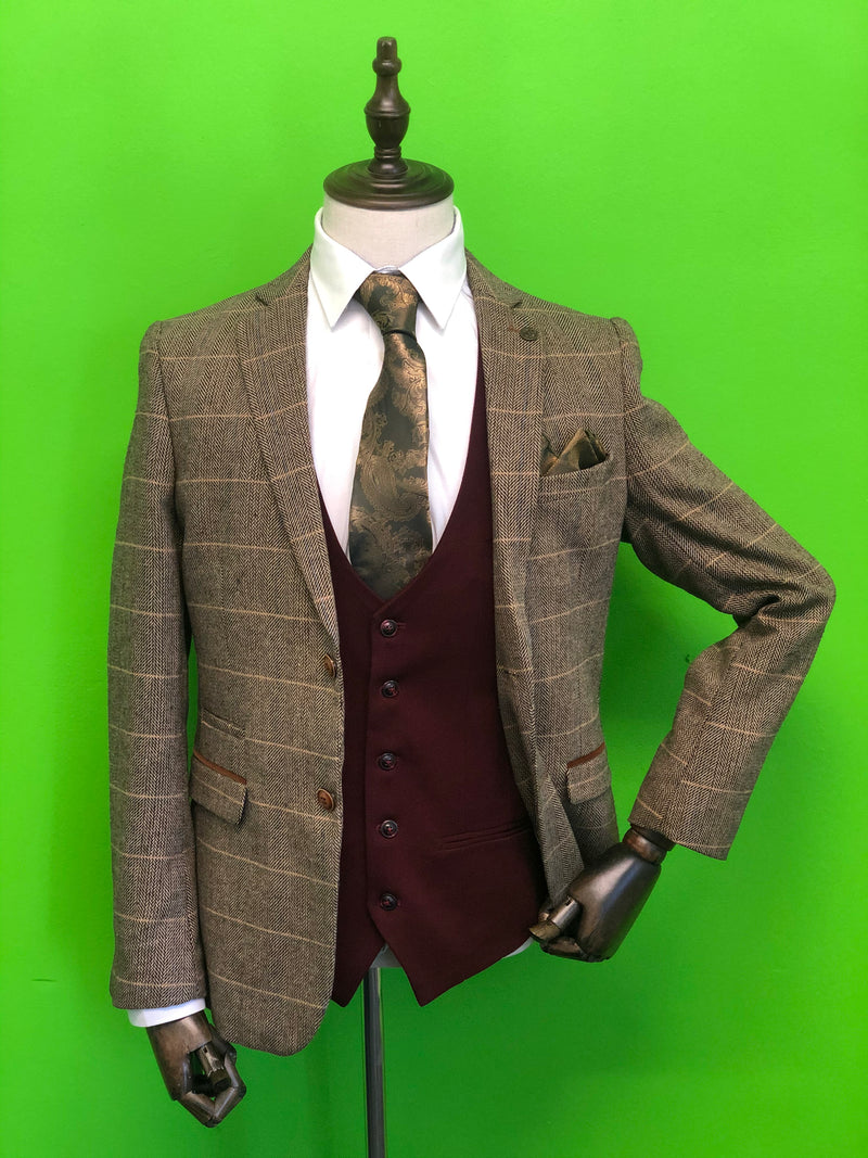 BROWN TWEED SUITS WITH WINE CONTRAST WAISTCOAT AND GOLD PAISLEY PRINT TIE SET