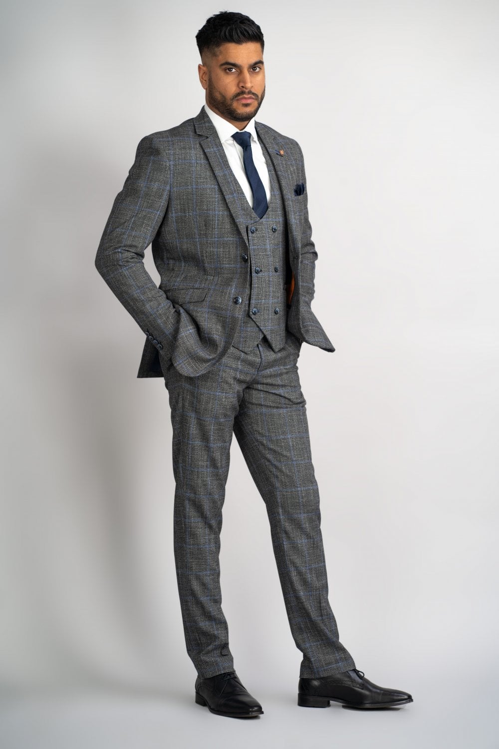 Fashion grey slim suit