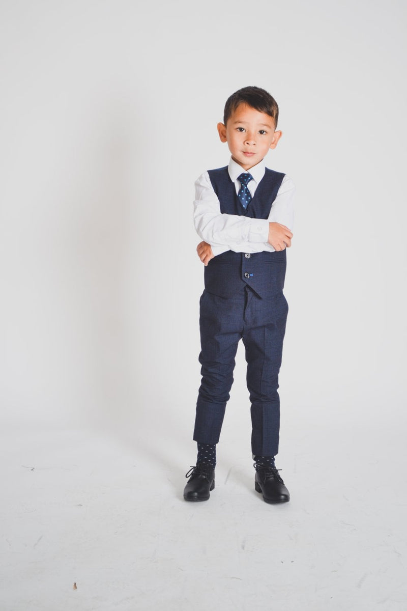 Opt for this wonderfully smart Seeba Navy Boys Suit for any formal occasion.  Going to a wedding?  We have the Seeba suit in Adult Sizes too. 