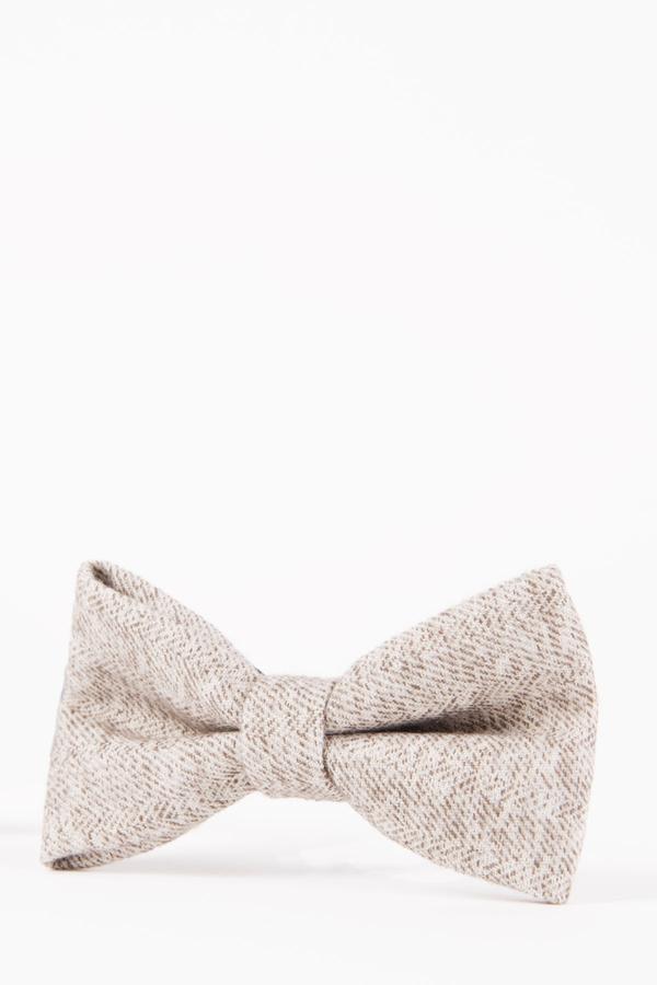 RAYFORD – Cream Heritage Tweed Bow Tie | Marc Darcy - Mens Tweed Suits